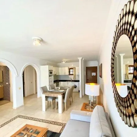 La Cumbre 1a - 2 Bed/2bath Ground Floor Puerto del Carmen (Lanzarote)
